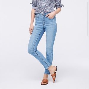 J Crew 9” High Rise Toothpick Jeans in Light Blue, size 26
